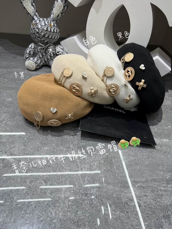 Chanel beret dx04